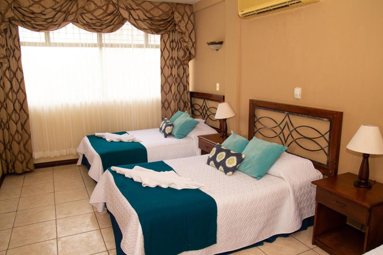 Resort Y Parque Acuatico Valle Dorado El Rosario 外观 照片