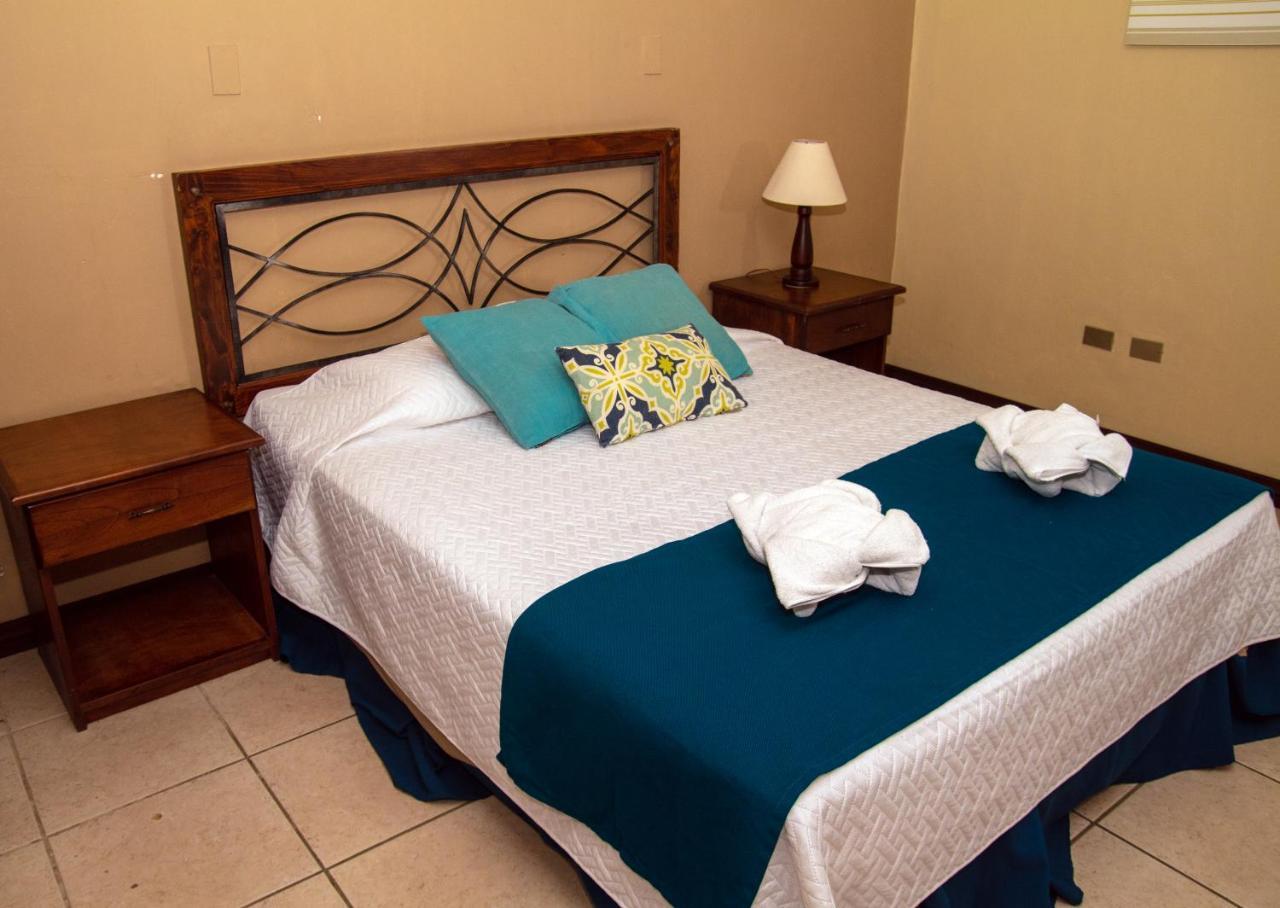 Resort Y Parque Acuatico Valle Dorado El Rosario 外观 照片